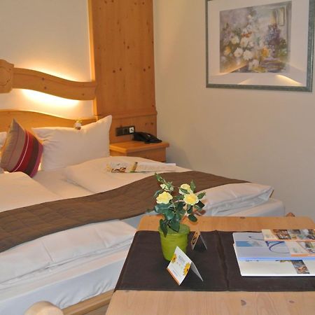 Akzent Hotel Am Bach ดัทเทลบาค ภายนอก รูปภาพ