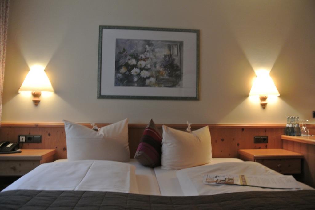 Akzent Hotel Am Bach ดัทเทลบาค ภายนอก รูปภาพ