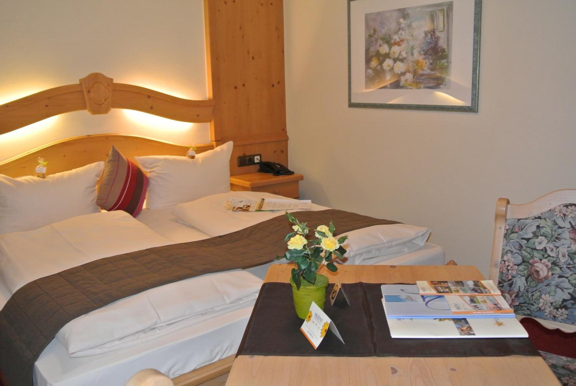 Akzent Hotel Am Bach ดัทเทลบาค ภายนอก รูปภาพ